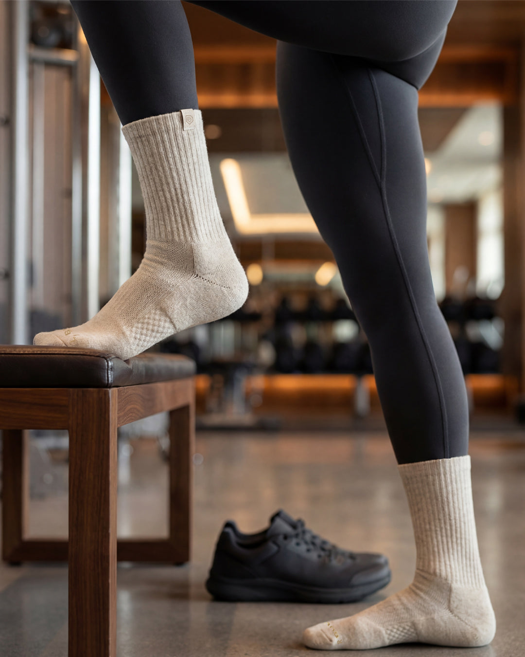 Bulg 788 Bleached Nature crew socks in athletic use showing soft oat marl ribbed cushioning