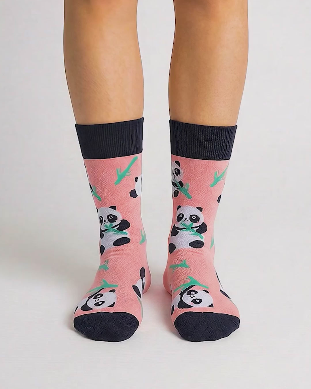 Load video: Socksop Panda - Video